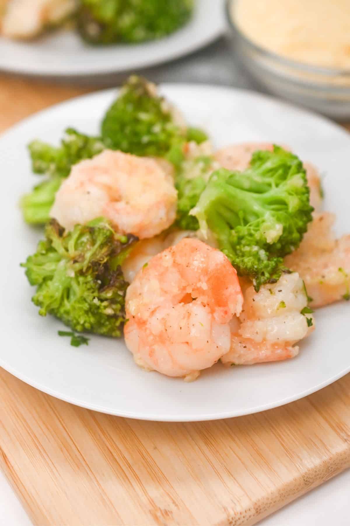 Shrimp and broccoli on a plate