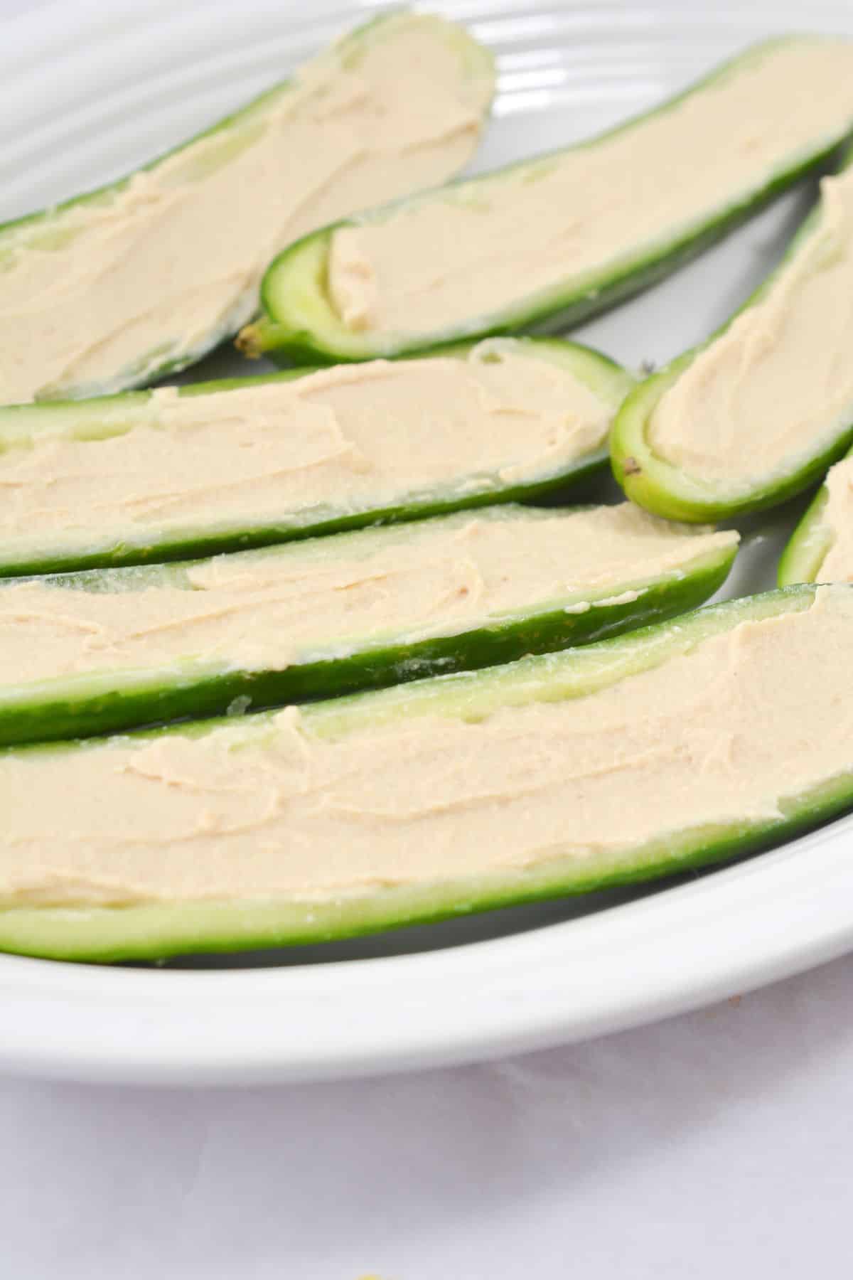 Hummus in cucumber
